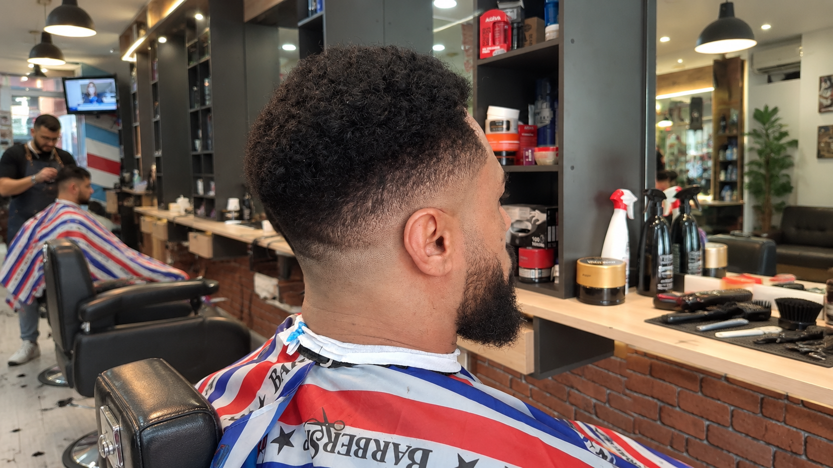 Dégradé homme précis réalisé chez Haircut